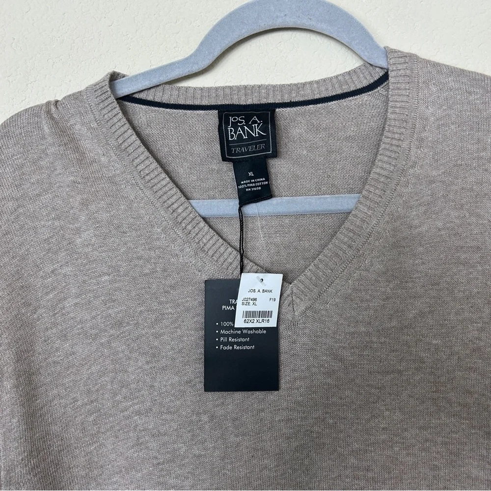 NWT- JoS A. Bank Men’s Traveler Pima V Neck Sweater Size XL - Picture 3 of 6
